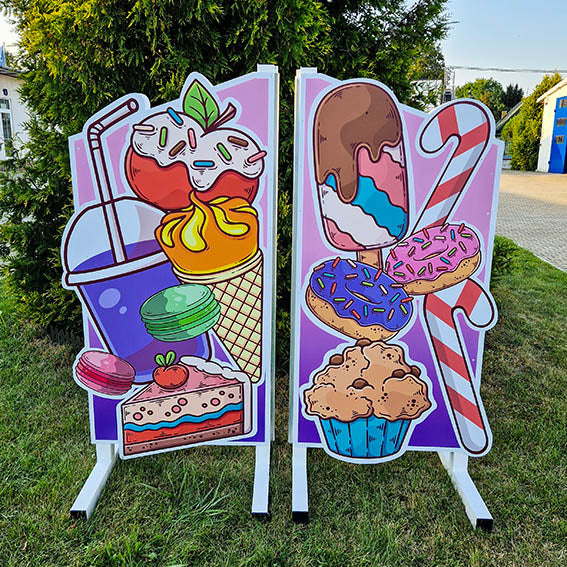 Ice Cream Show Jump Stands (2)